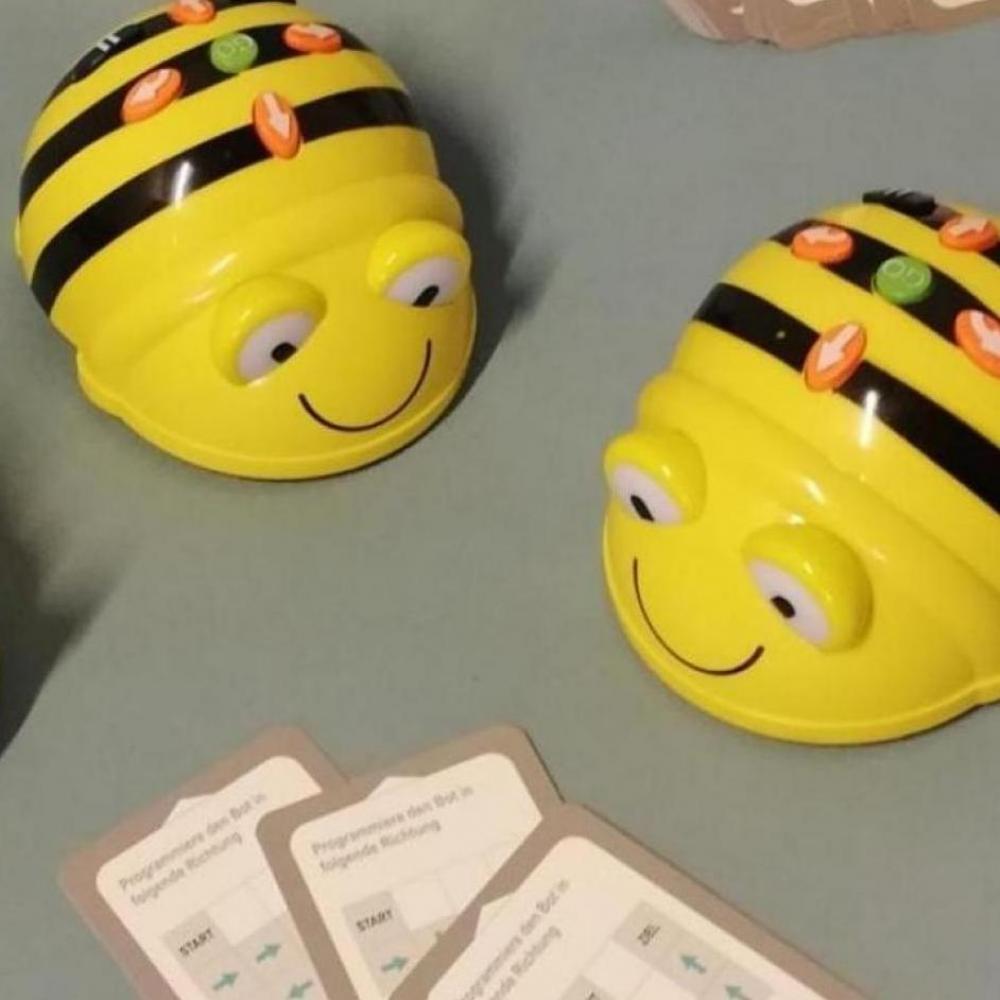 Bild zur Veranstaltung - Bee-Bot-Abenteuerwerkstatt