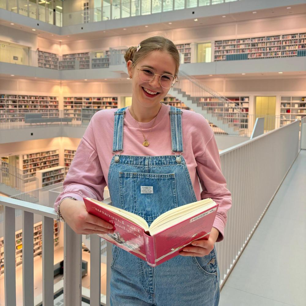 Bild zur Veranstaltung - Upgrade your Bookshelf mit @jennysbookclub