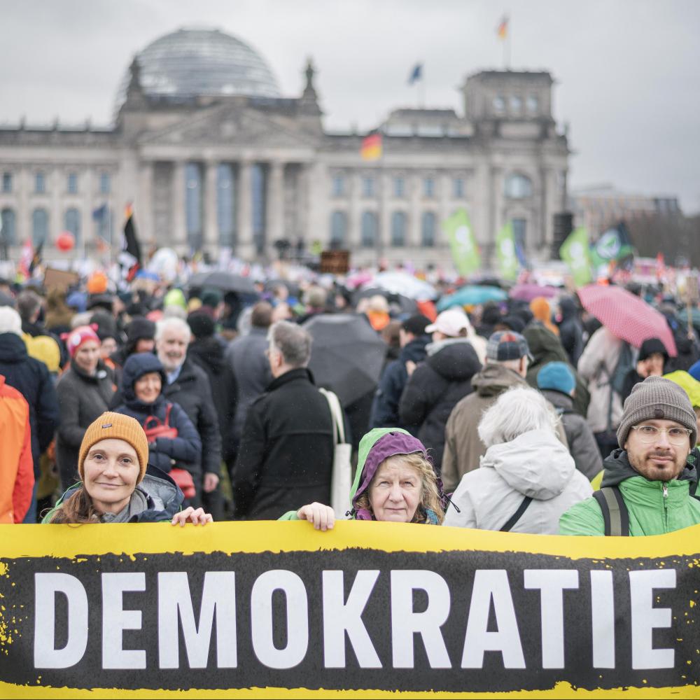 Bild zur Veranstaltung - Greenpeace-Ausstellung: Demokratie schützen - wie wir alle zur ihrem Schutz beitragen können