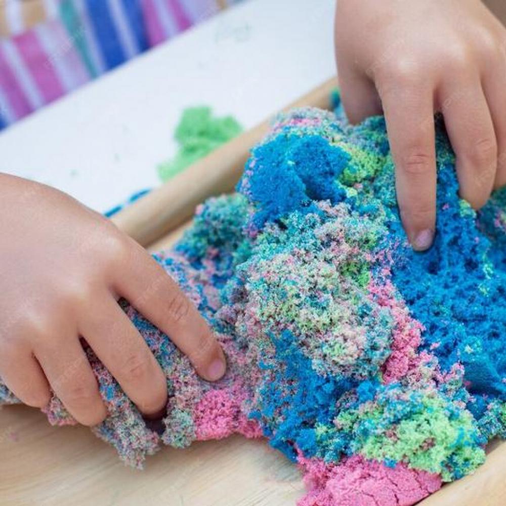 Bild zur Veranstaltung - Experimentierwerkstatt outdoor: kinetischer Sand selbst gemacht