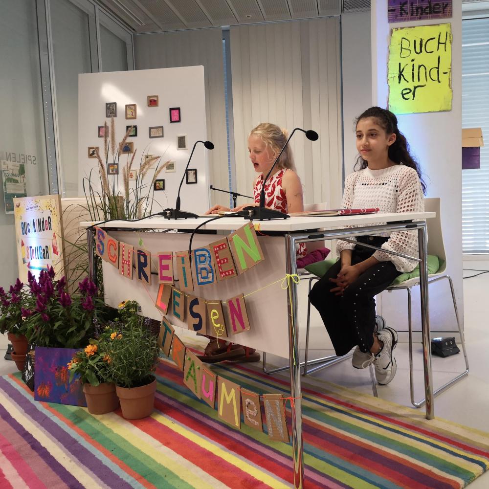 Bild zur Veranstaltung - >>L<< wie Lesung der Buchteens
