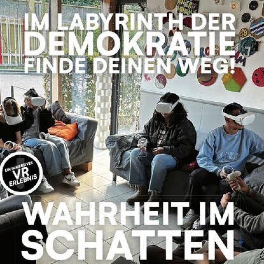 Bild zur Veranstaltung - Interaktive VR-Experience "Im Labyrinth der Demokratie: Finde Deinen Weg!"