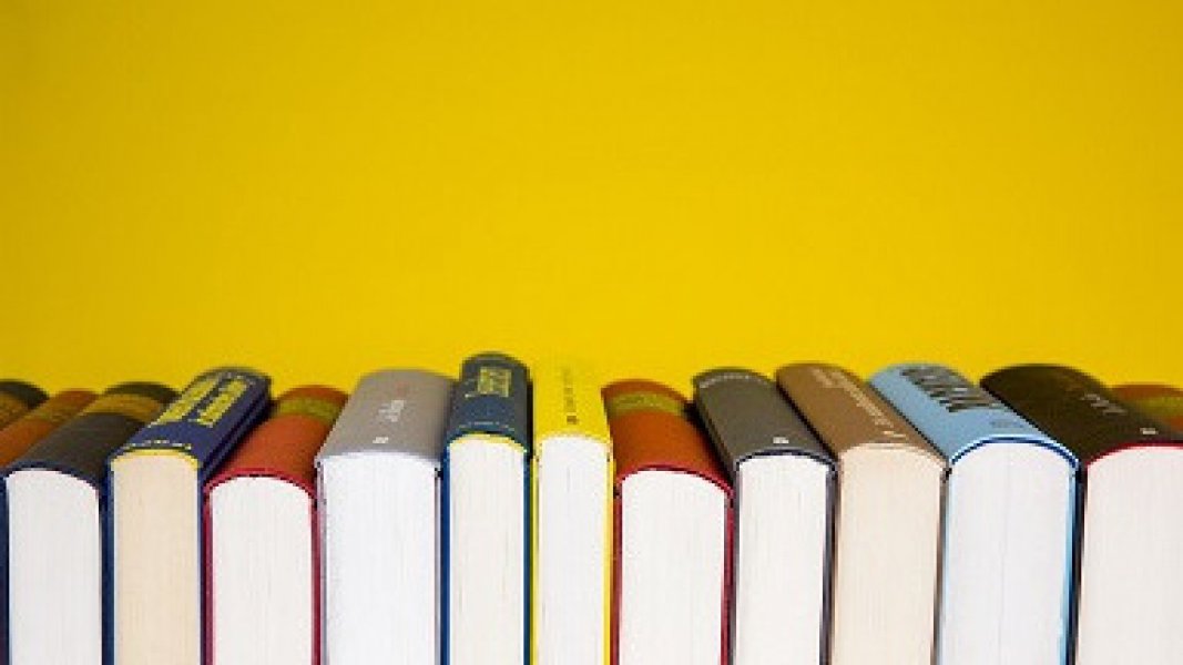 Bücherflohmarkt