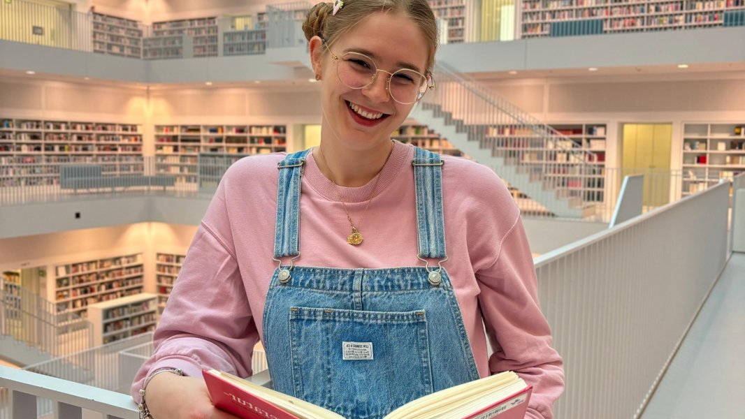 Upgrade your Bookshelf mit @jennysbookclub