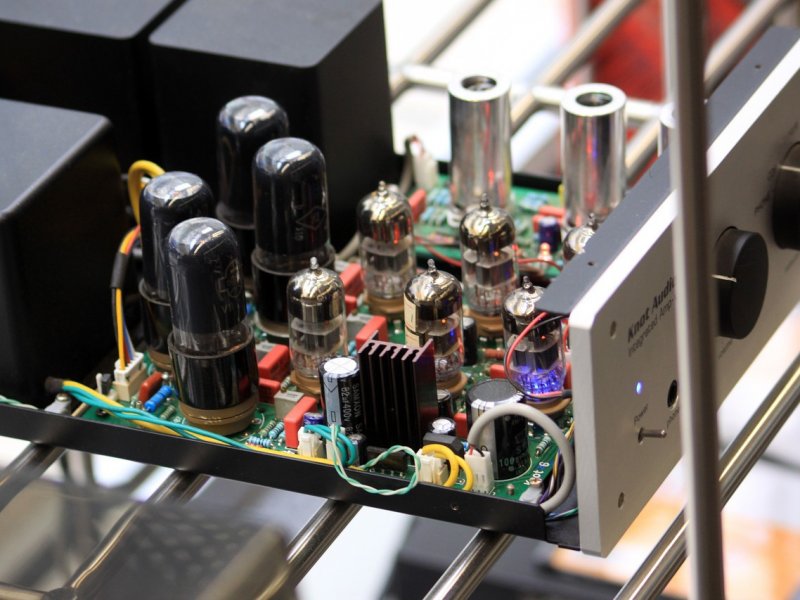 Experimentierwerkstatt: Wie funktioniert ein Computer?